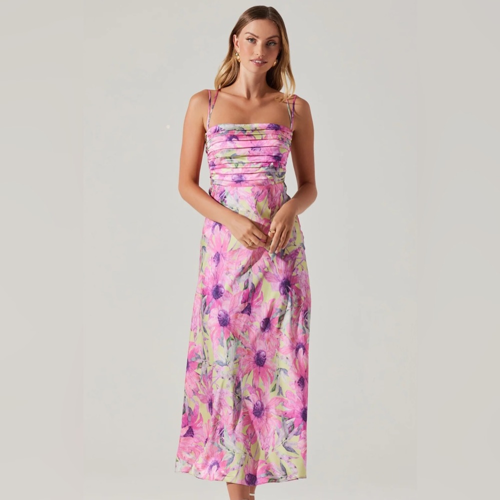 ASTR the Label Antlia Pink Floral Satin Midi Dress